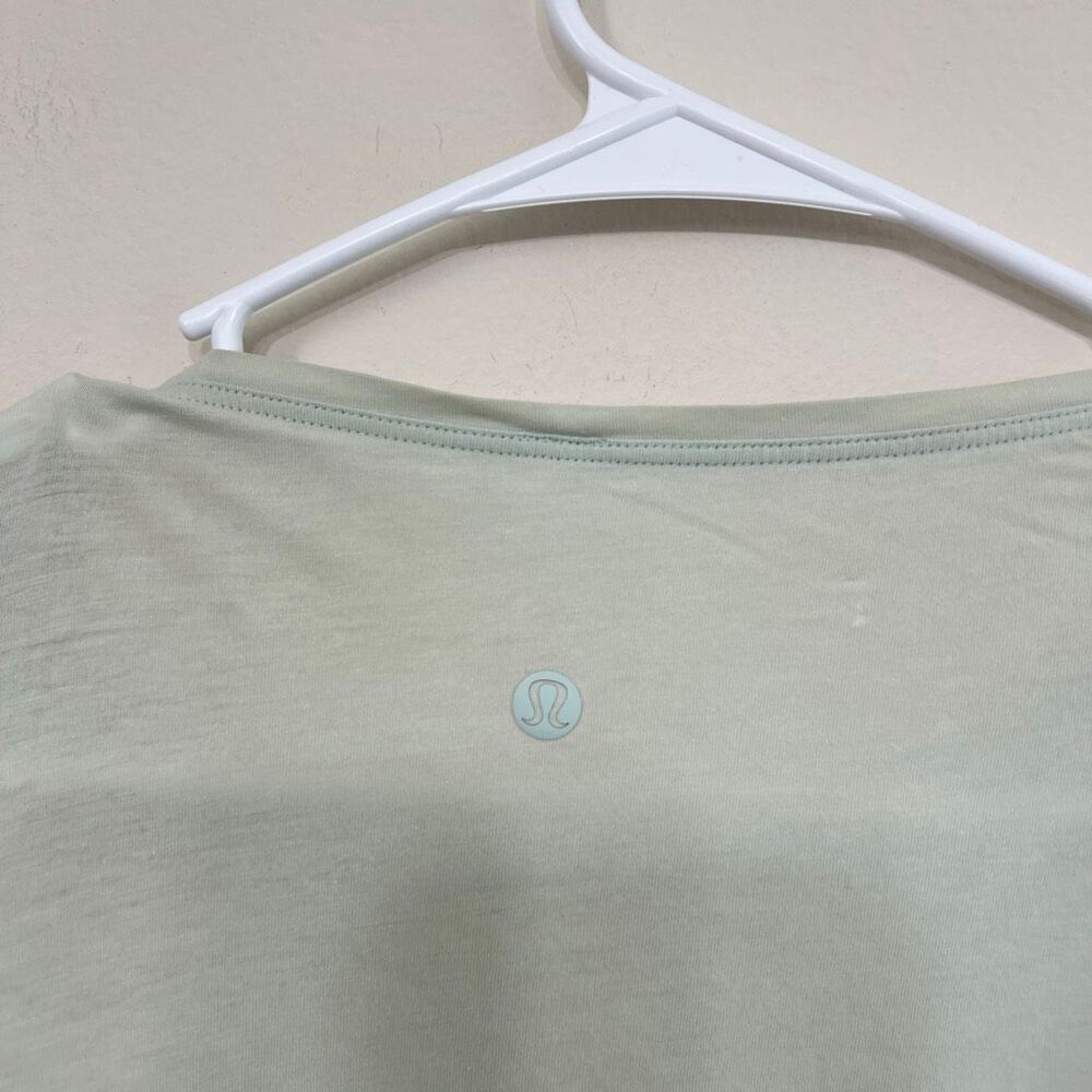 Lululemon Mint Green Back in Action Long Sleeve Shirt 6 Women - Picture 5 of 7